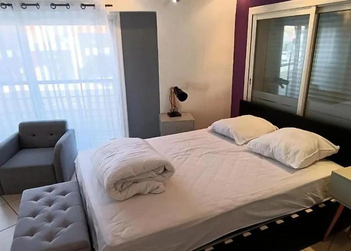 公寓 Close To The *