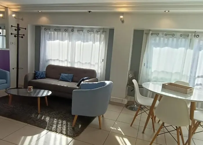 Close To The 公寓 *